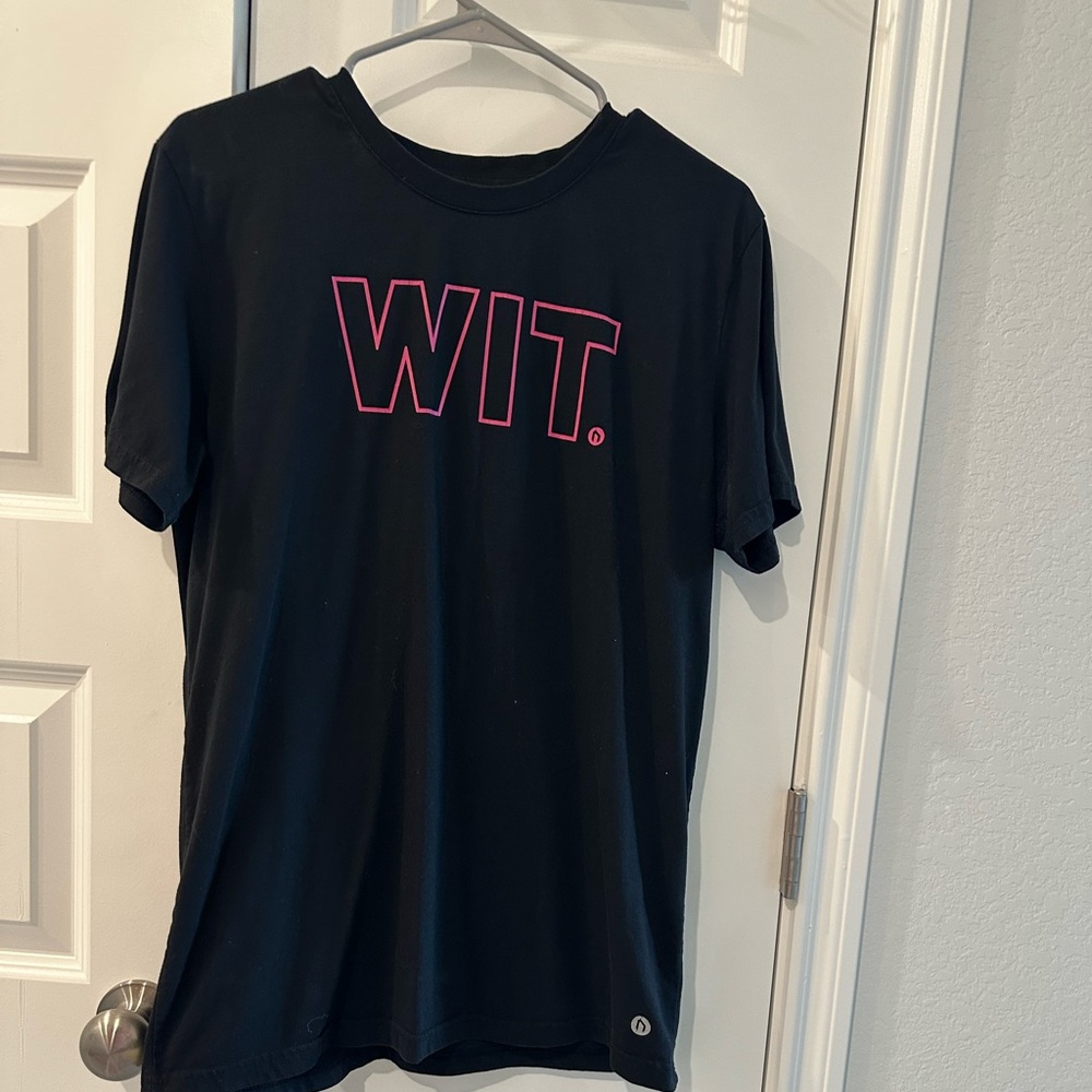 WIT gym shirt - medium
